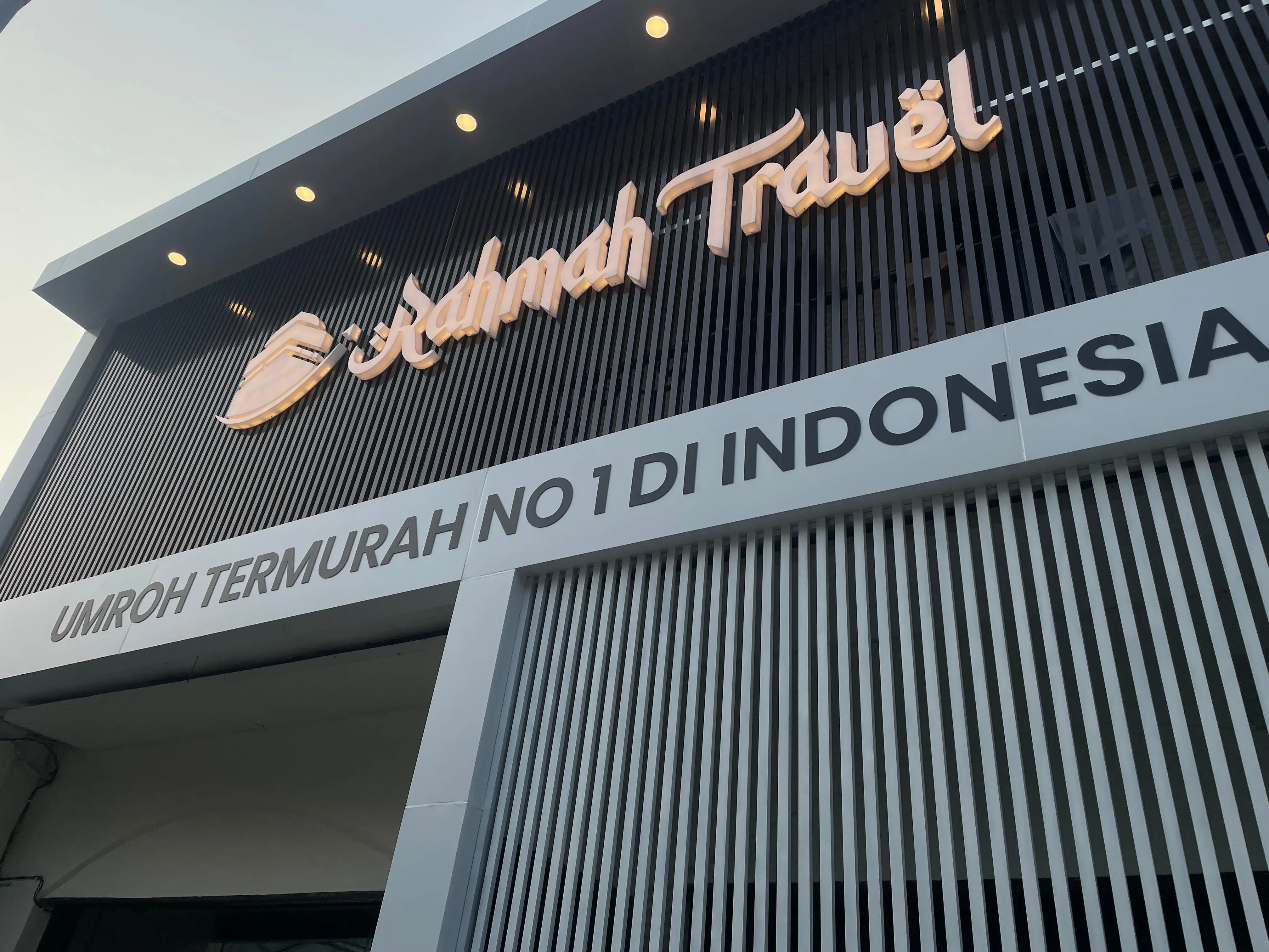Kantor Rahmah Travel