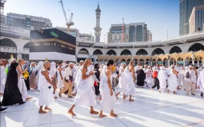 Haji Mujamalah: Pengertian, Dasar Hukum, Biaya, dan Cara Menghindari Penipuan