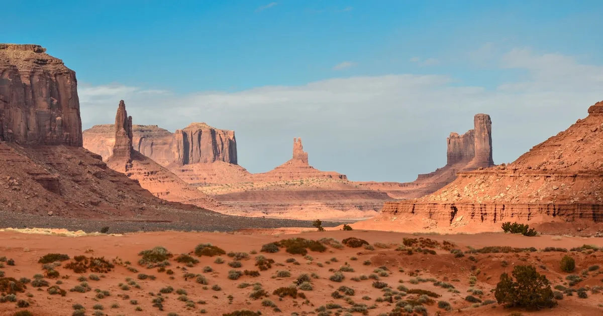 Fakta Unik Elephant Rock Al-Ula